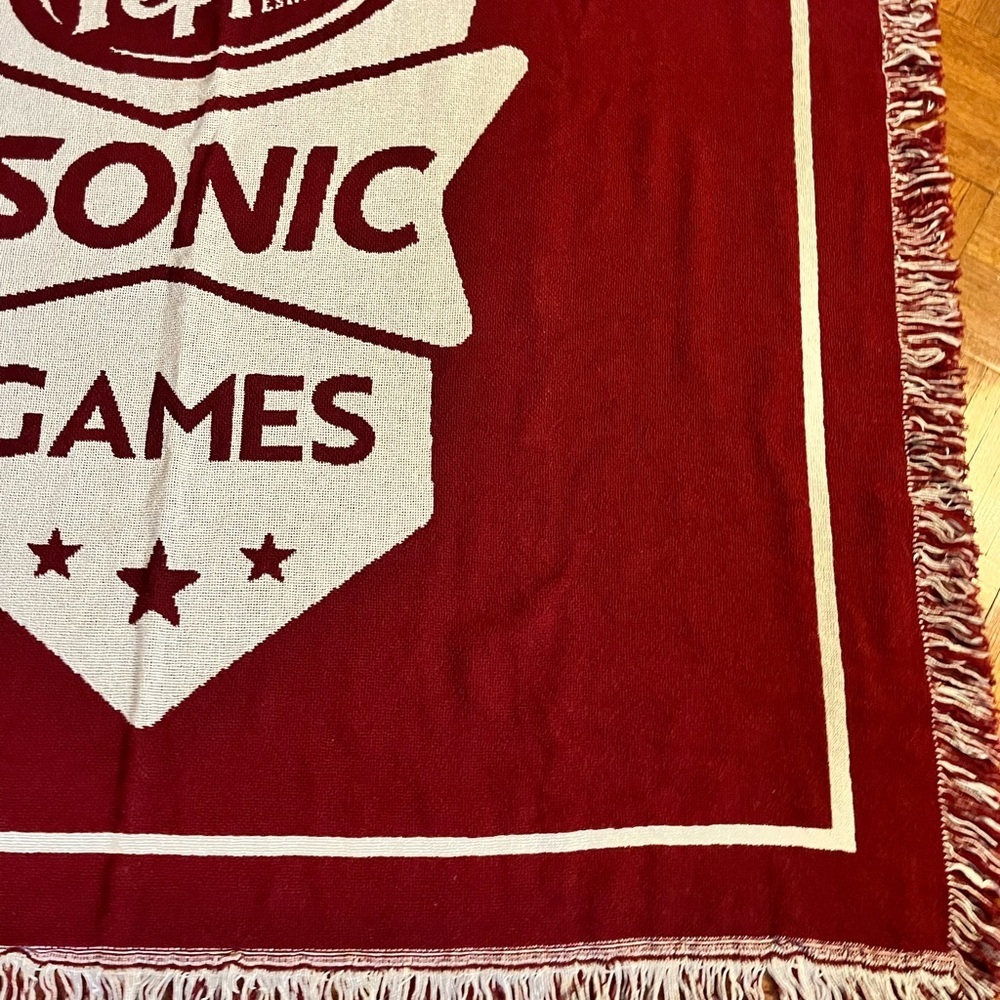 Dr. Pepper Sonic Games Promotional Woven Throw Blanket Sonic Drive In Merch - Picture 3 of 10